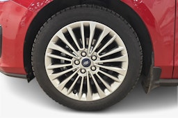 punainen Ford Focus 2023 kuva 11.