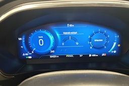 punainen Ford Focus 2023 kuva 19.