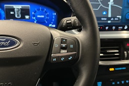 harmaa Ford Focus 2024 kuva 18.