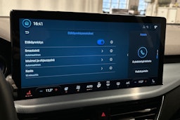 harmaa Ford Focus 2024 kuva 28.