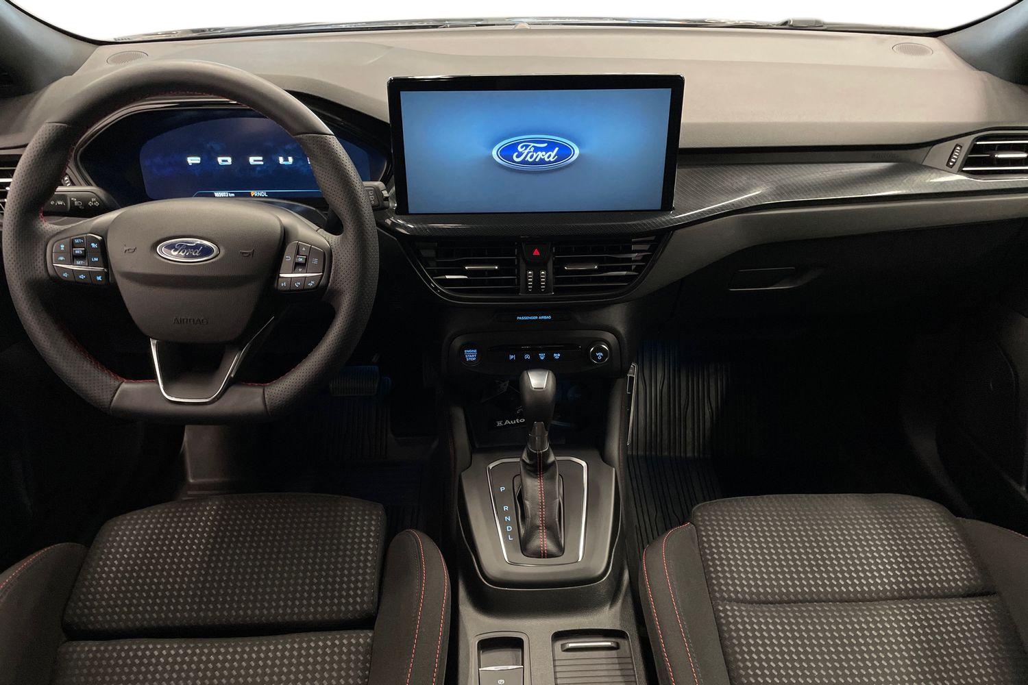Ford Focus 2024, photo 7/23