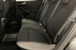 Harmaa Ford FOCUS 2024 kuva 8.