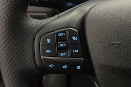 Harmaa Ford FOCUS 2024 kuva 13.