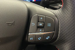 Harmaa Ford FOCUS 2024 kuva 14.
