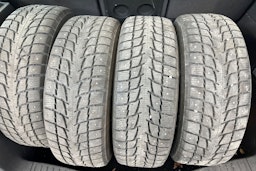 Punainen Ford Focus C-Max 2004 kuva 17.