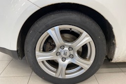 Valkoinen Ford Focus C-Max 2005 kuva 10.
