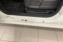 Valkoinen Ford Focus C-Max 2005 kuva 13.
