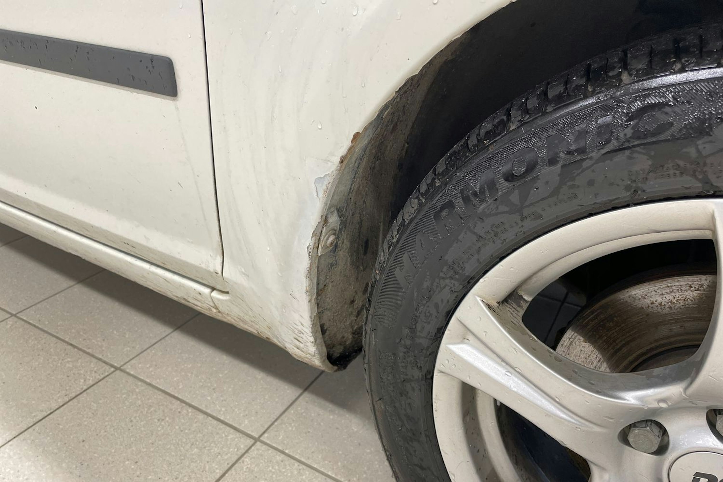 Valkoinen Ford Focus C-Max 2005 kuva 18.
