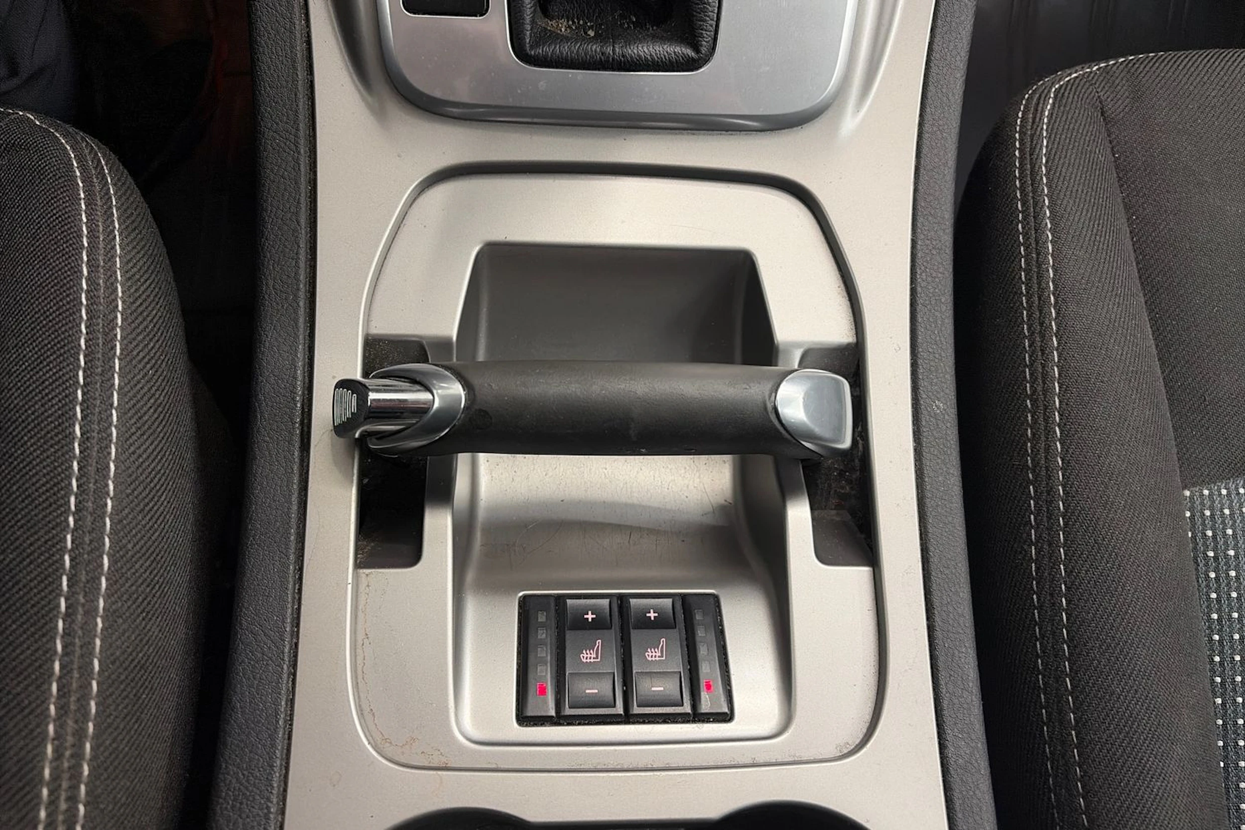 harmaa Ford Galaxy 2010 kuva 21.