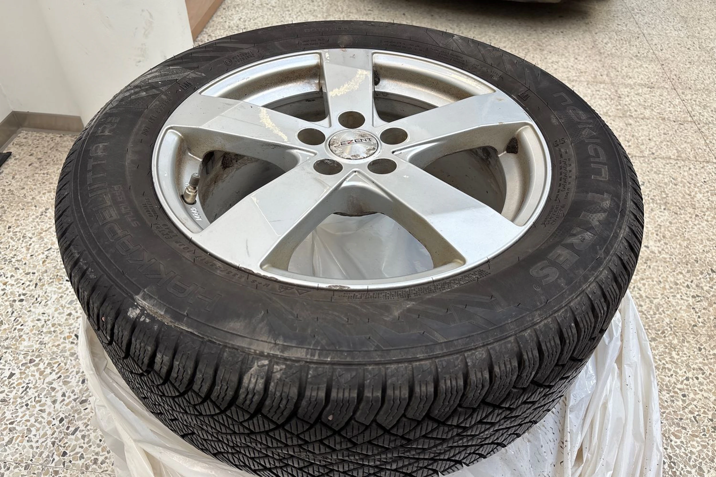 Harmaa Ford GALAXY 2016 kuva 11.