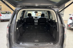 Harmaa Ford GALAXY 2016 kuva 14.