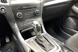 Harmaa Ford GALAXY 2016 kuva 23.