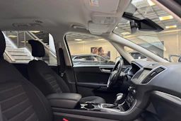 Harmaa Ford GALAXY 2016 kuva 24.