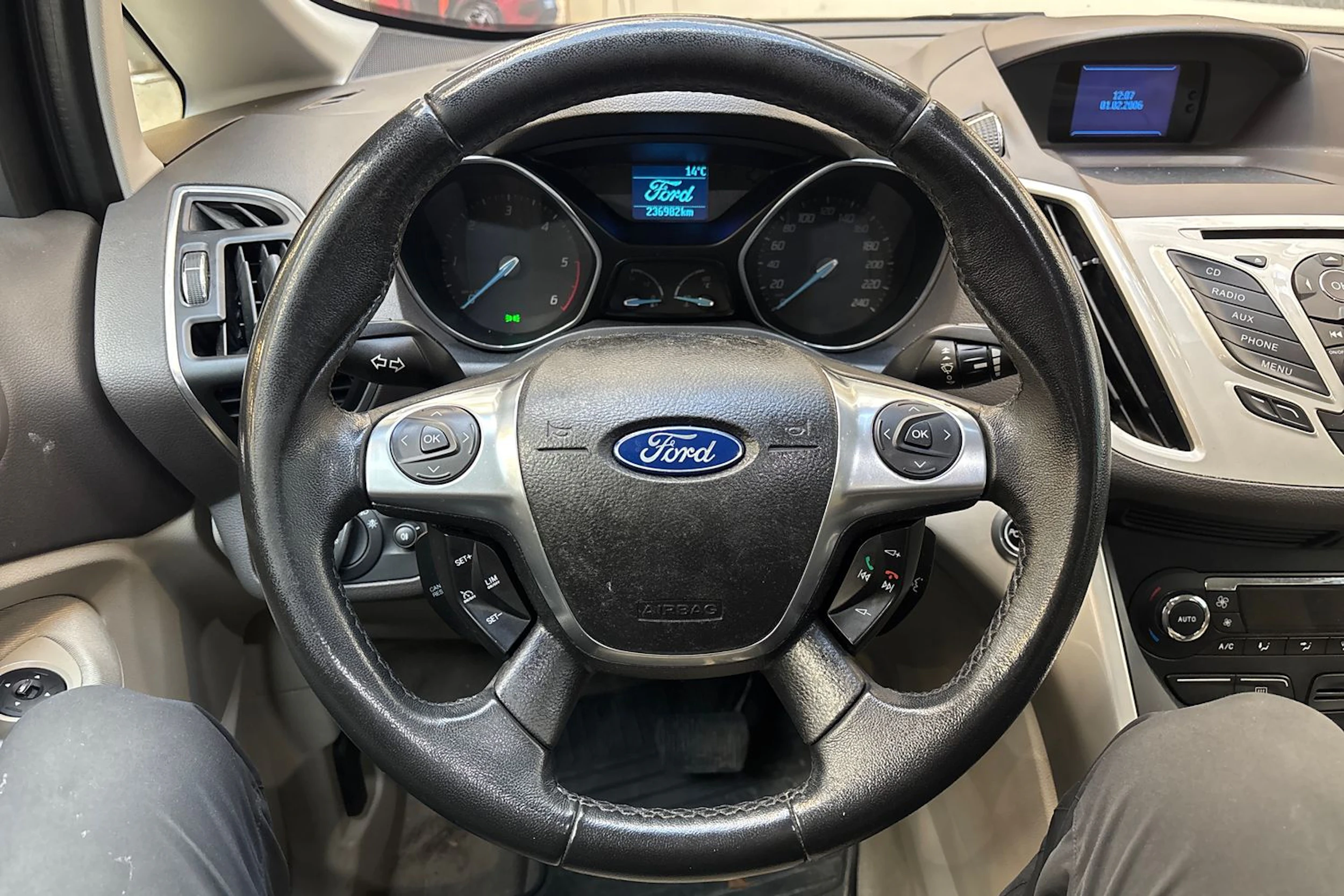 sininen Ford Grand C-Max 2011 kuva 21.