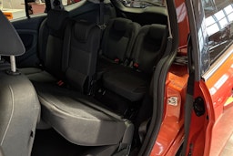 punainen Ford Grand C-Max 2012 kuva 19.