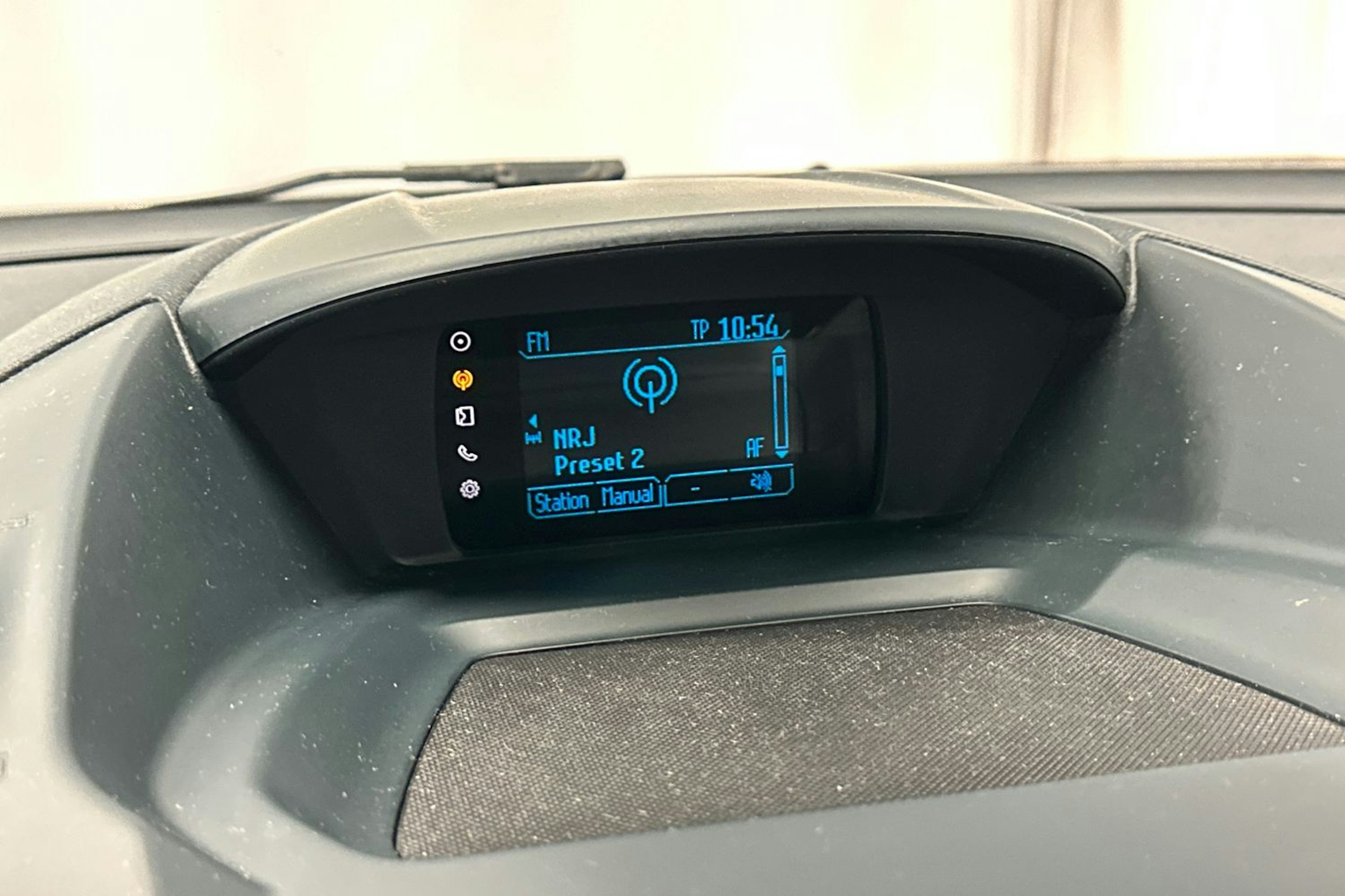 valkoinen Ford Grand C-Max 2014 kuva 24.