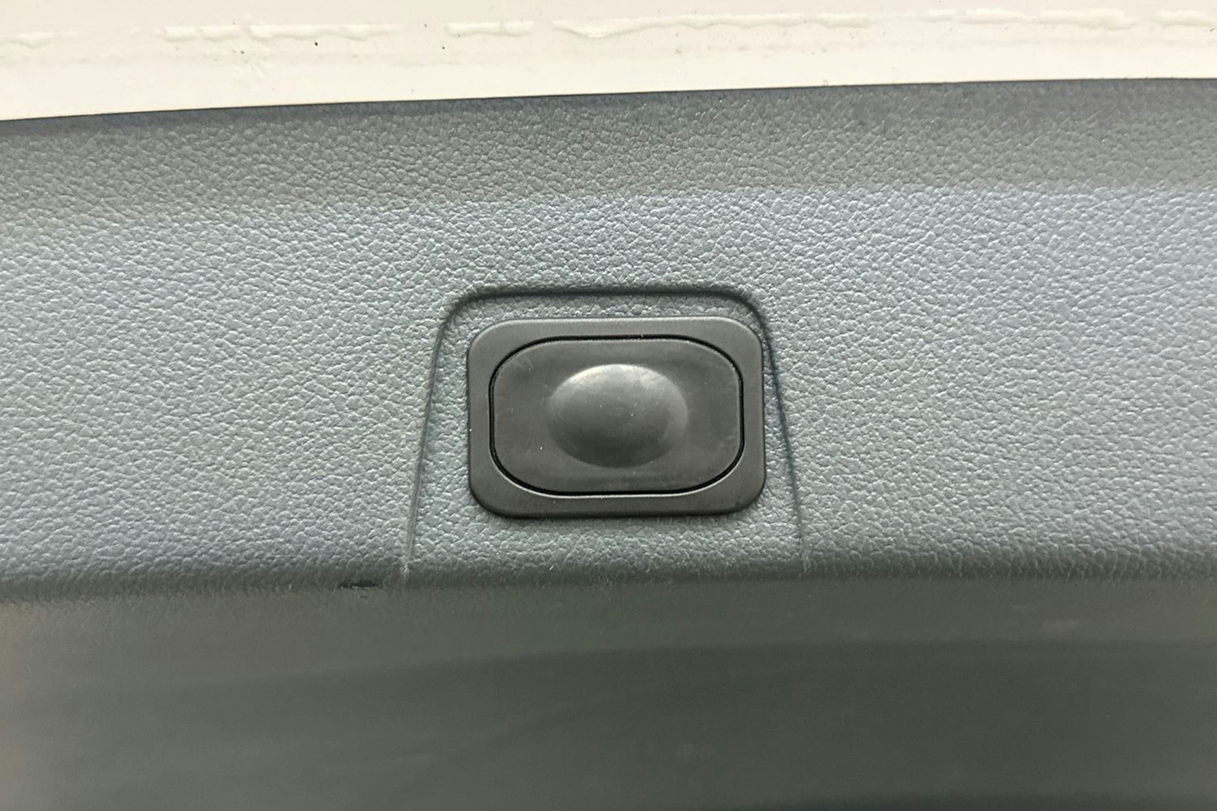 valkoinen Ford Grand C-Max 2014 kuva 32.