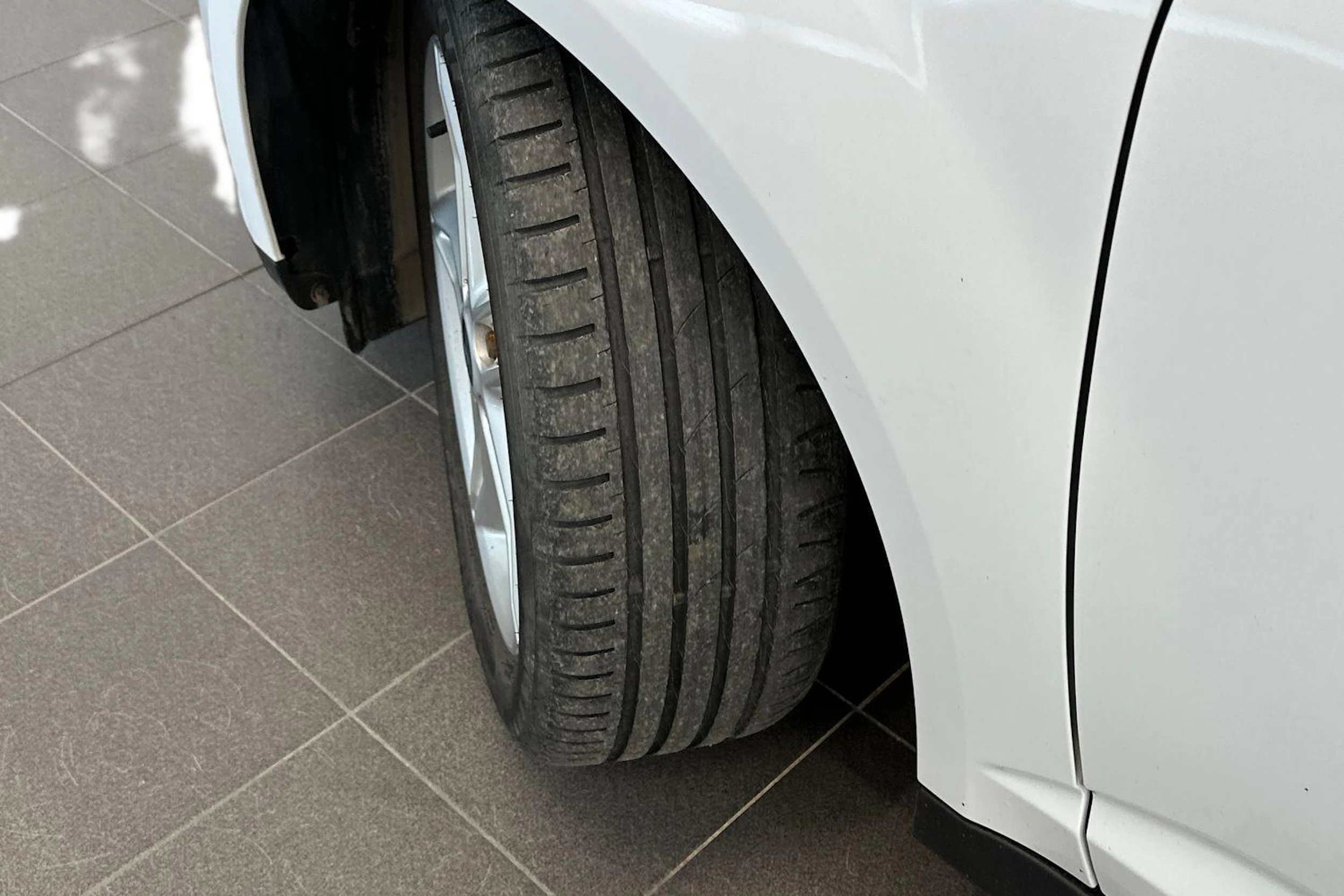 valkoinen Ford Grand C-Max 2016 kuva 12.