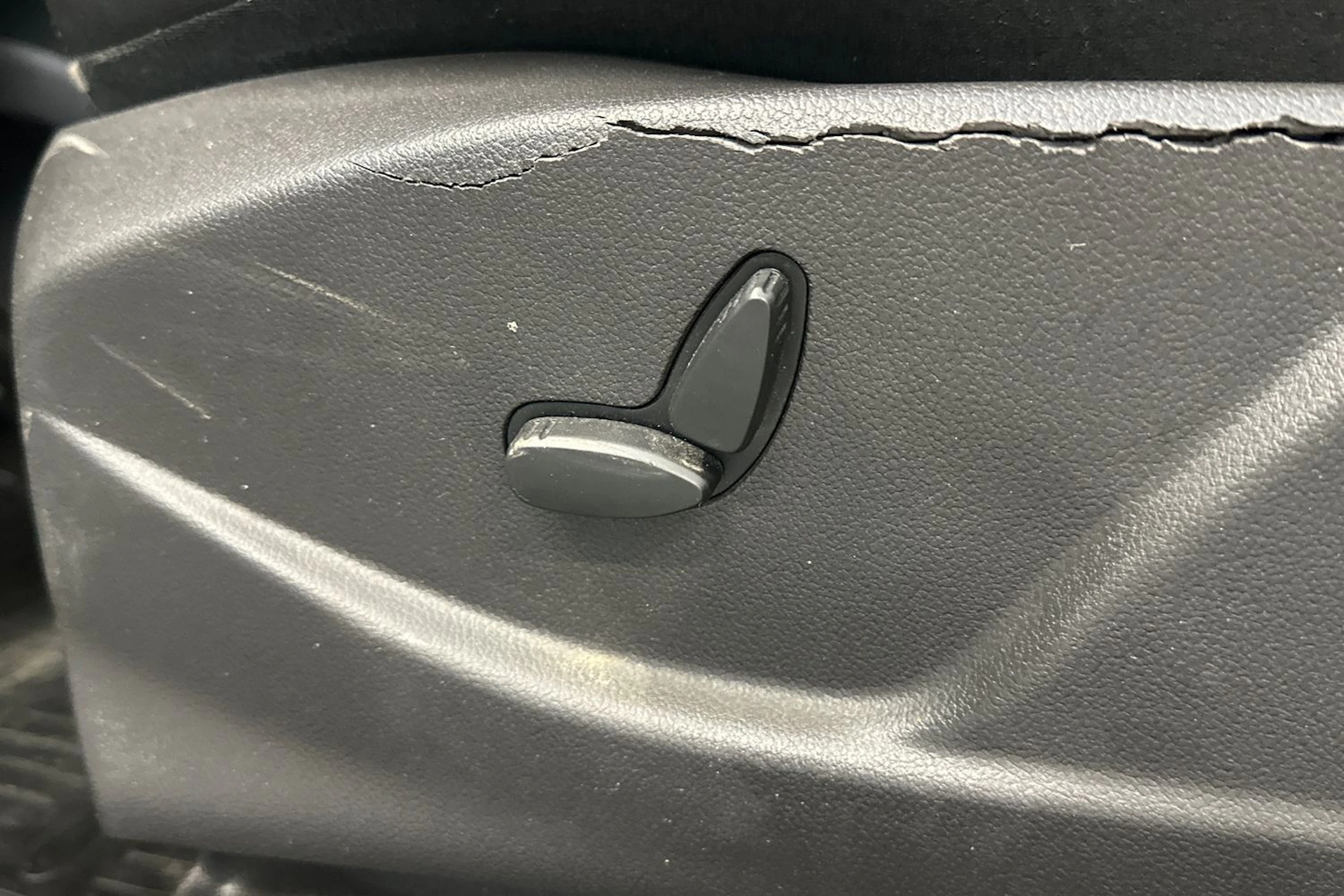 valkoinen Ford Grand C-Max 2016 kuva 17.