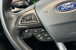 valkoinen Ford Grand C-Max 2016 kuva 20.