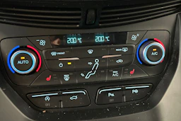 valkoinen Ford Grand C-Max 2016 kuva 25.