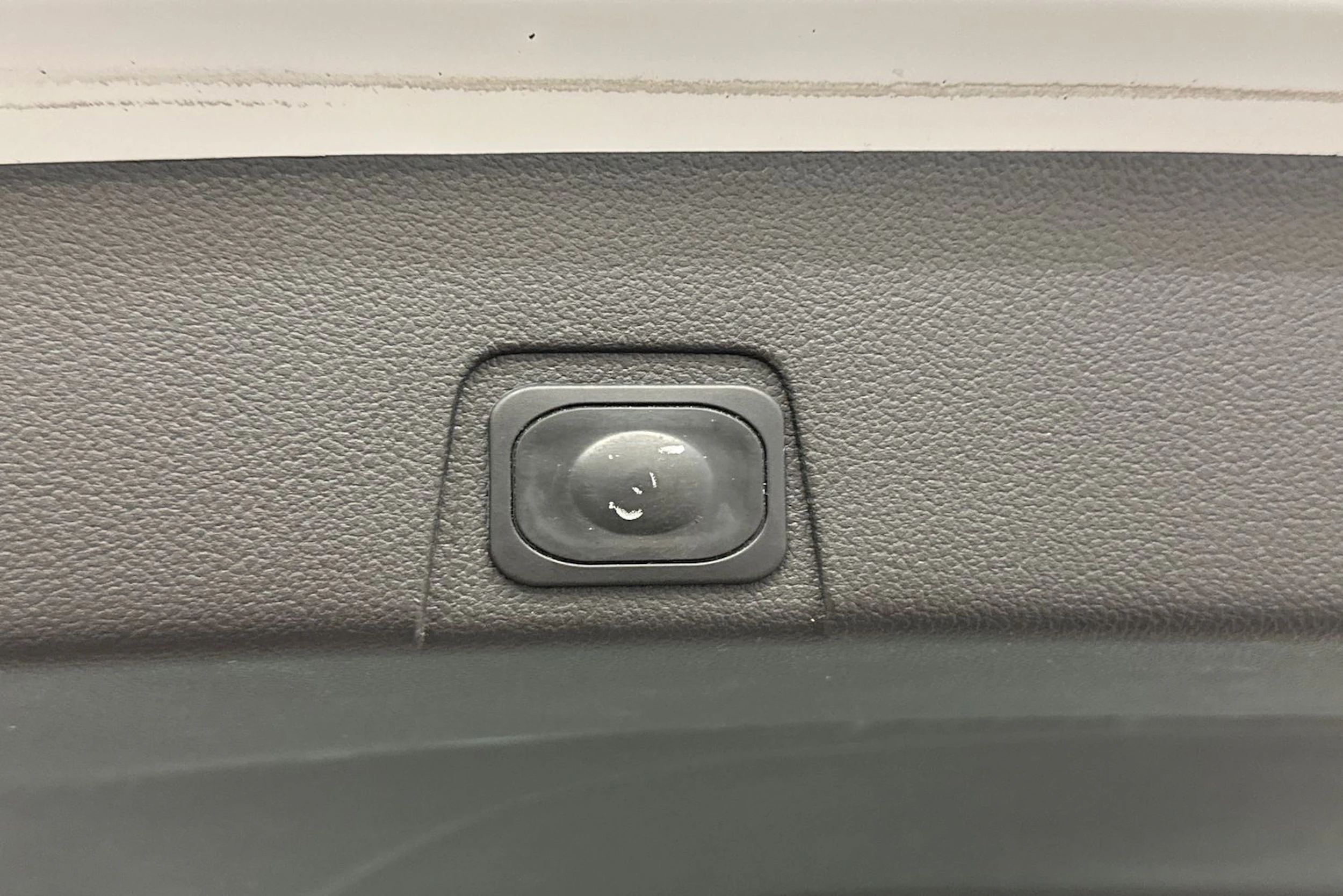 valkoinen Ford Grand C-Max 2016 kuva 27.