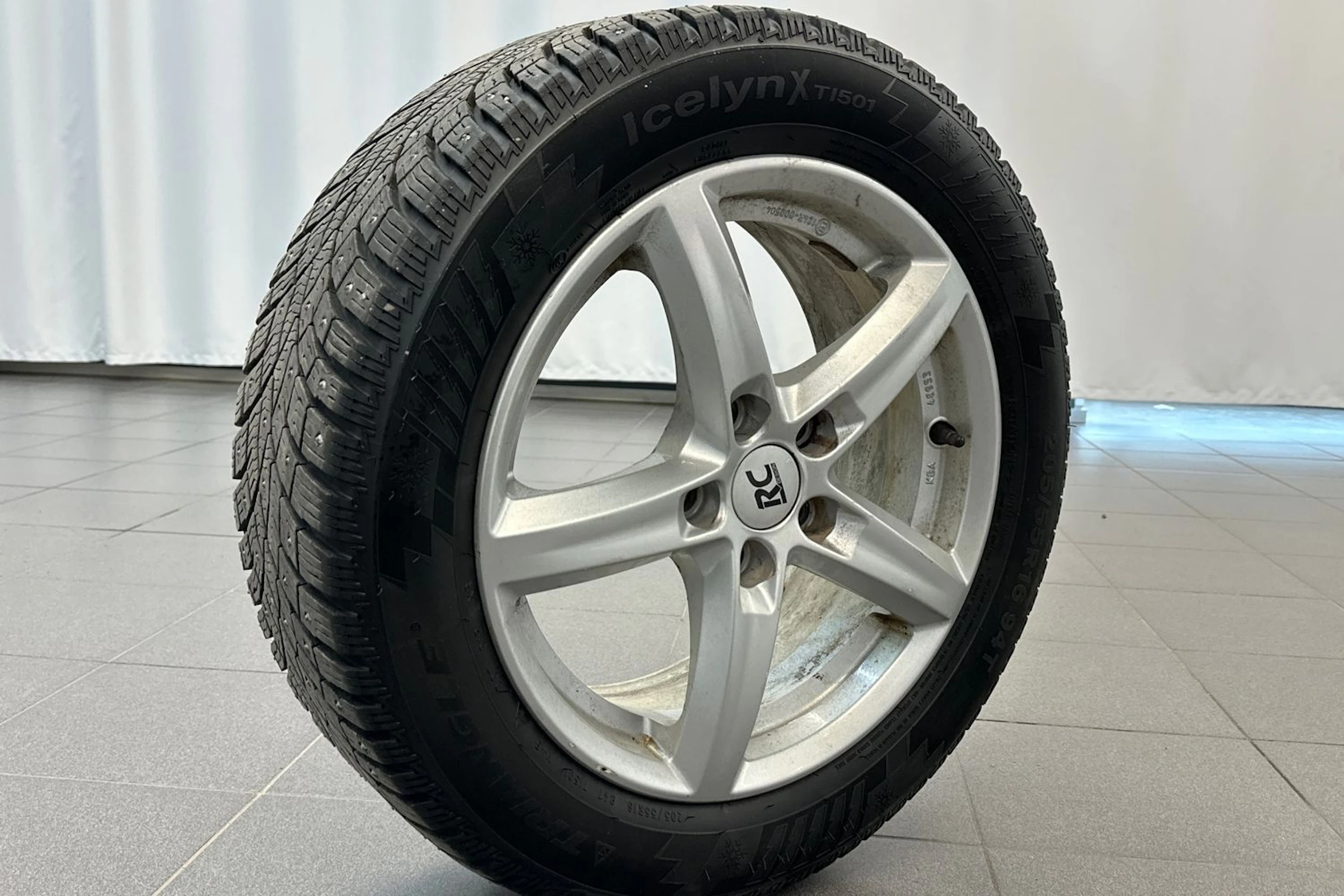 valkoinen Ford Grand C-Max 2016 kuva 31.