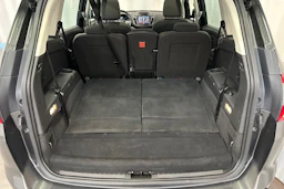 harmaa Ford Grand C-Max 2016 kuva 27.