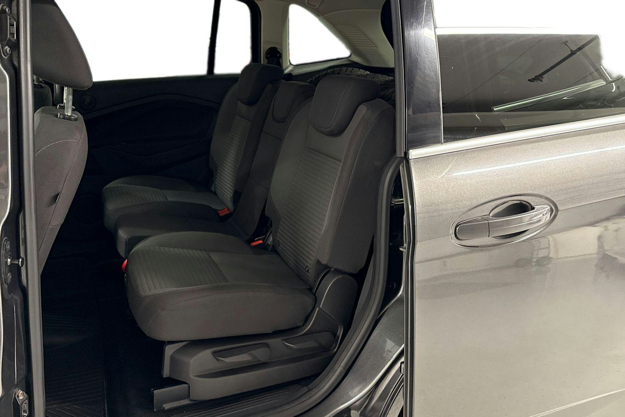 harmaa Ford Grand C-Max 2016 kuva 8.