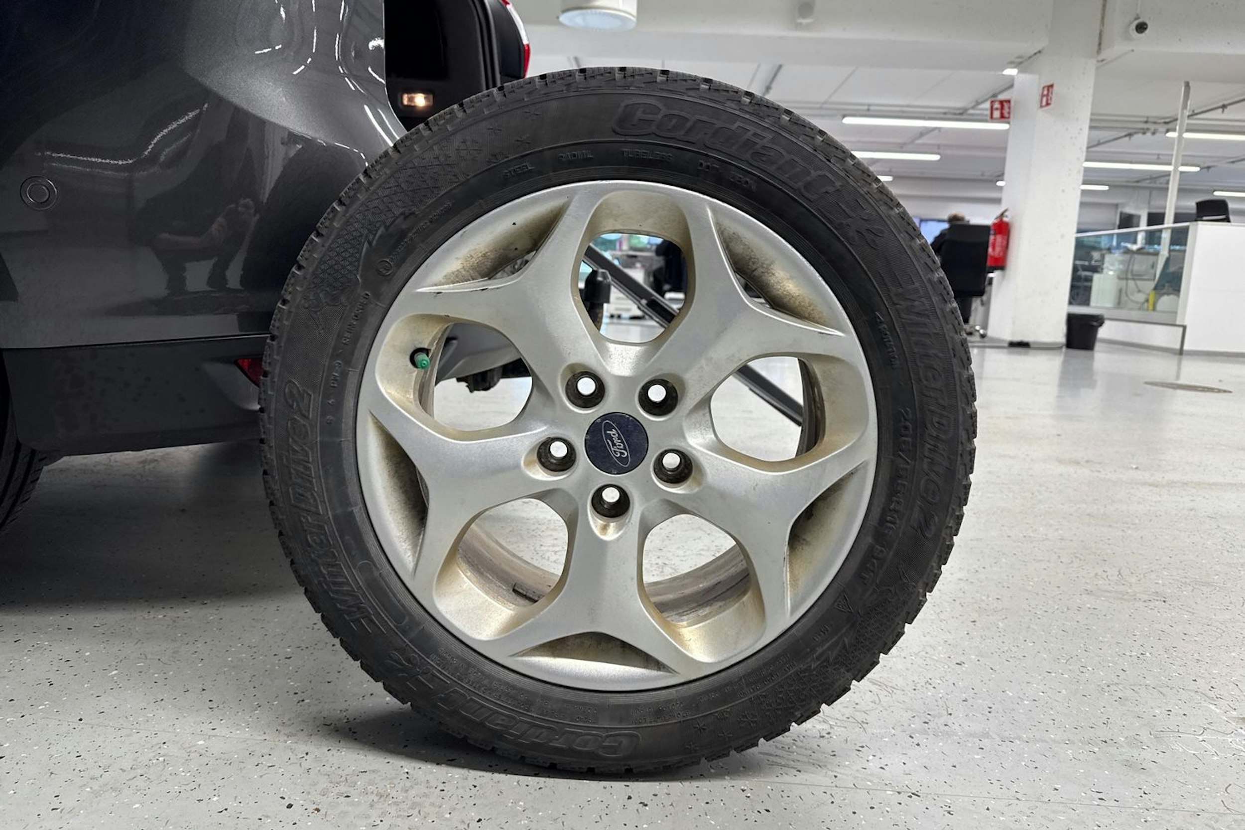 harmaa Ford Grand C-Max 2016 kuva 10.
