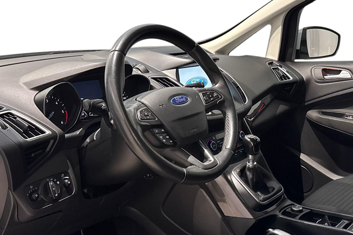 Ford C-MAX Grand 2016, photo 6/19