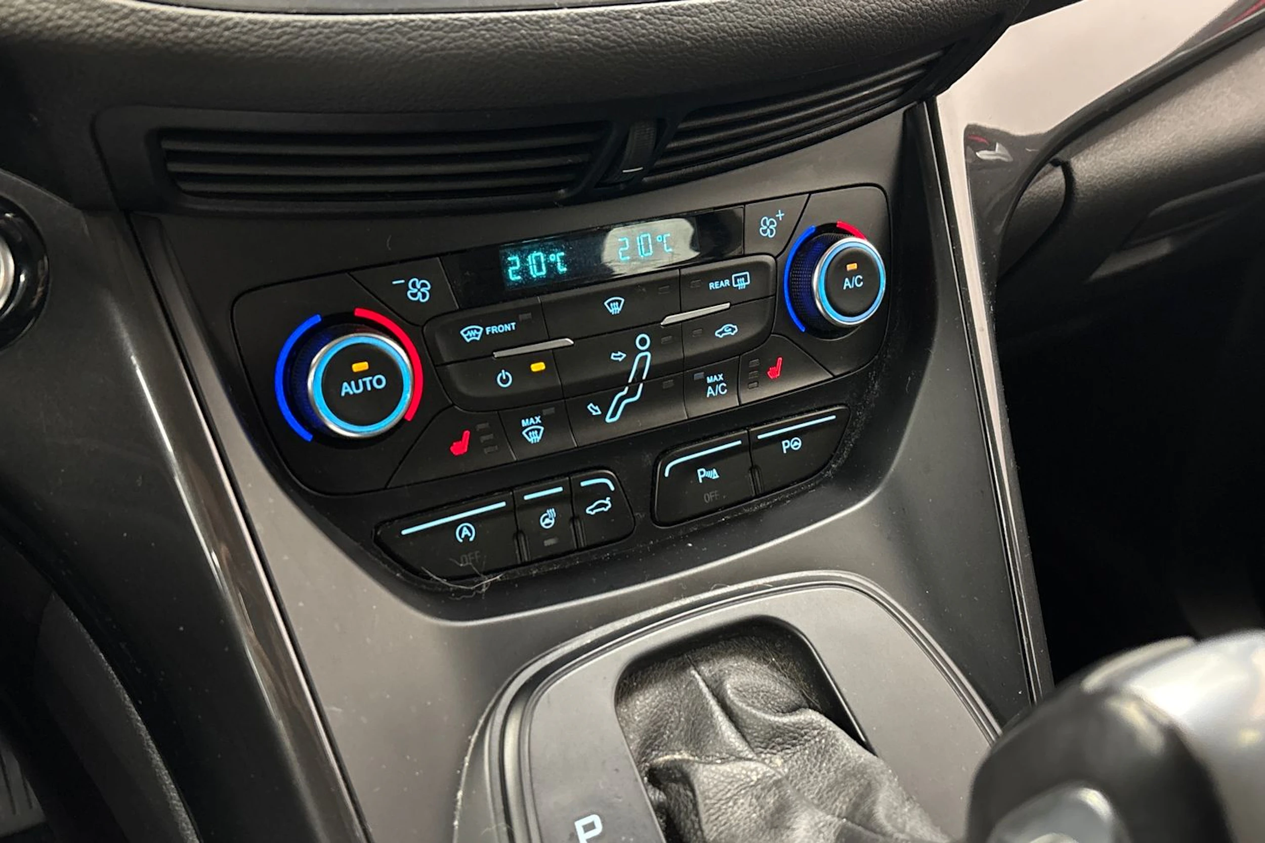 harmaa Ford Grand C-Max 2019 kuva 22.