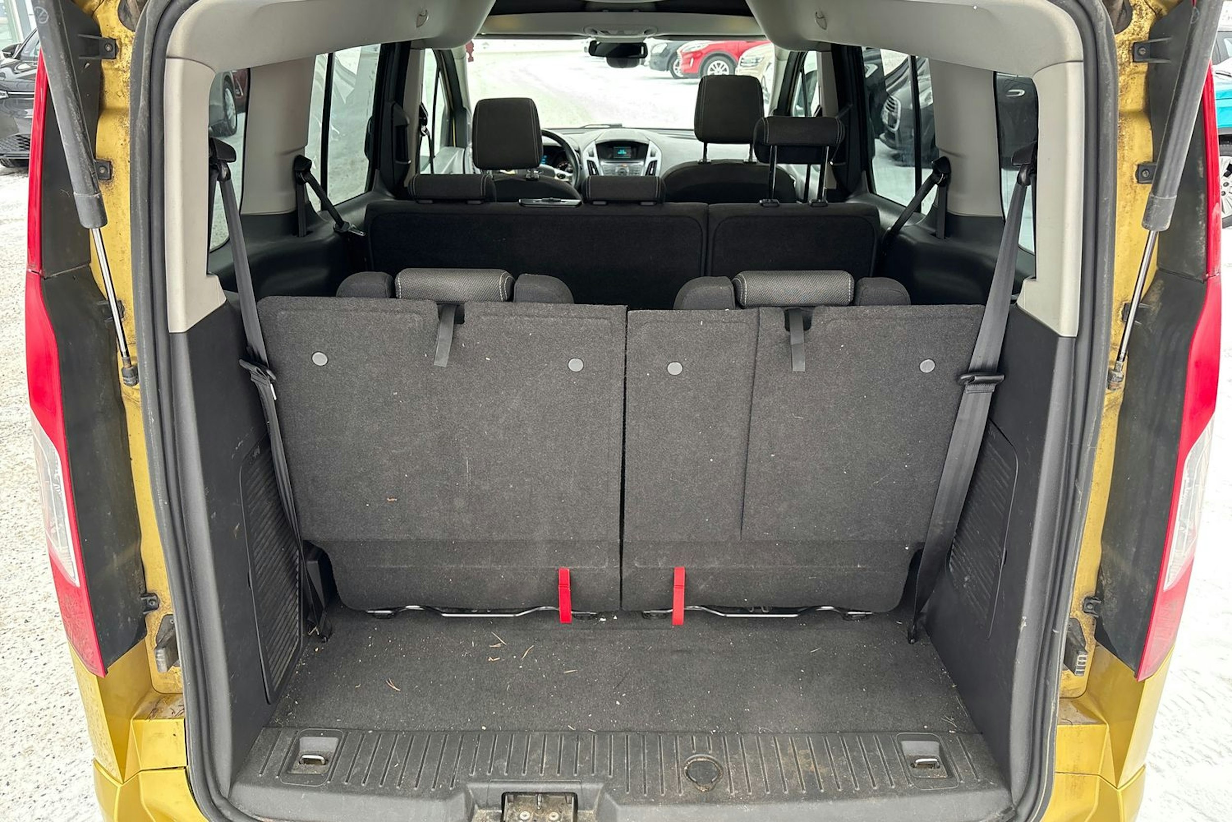 met. keltainen Ford Grand Tourneo Connect 2014 kuva 12.