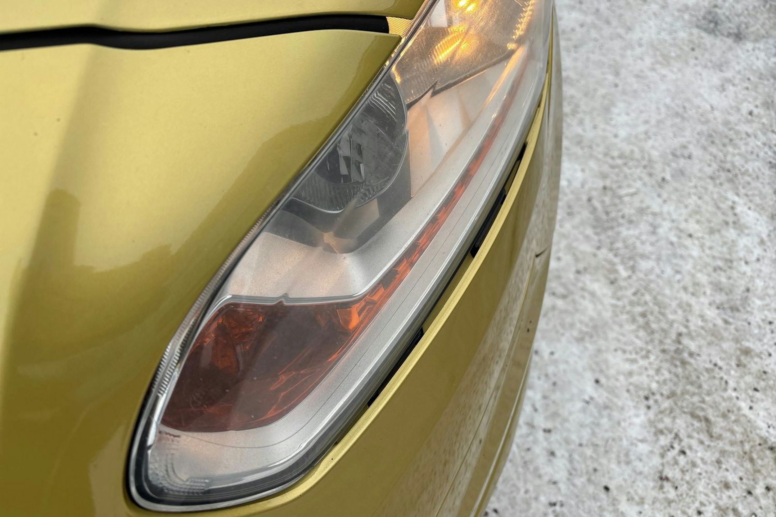 met. keltainen Ford Grand Tourneo Connect 2014 kuva 26.