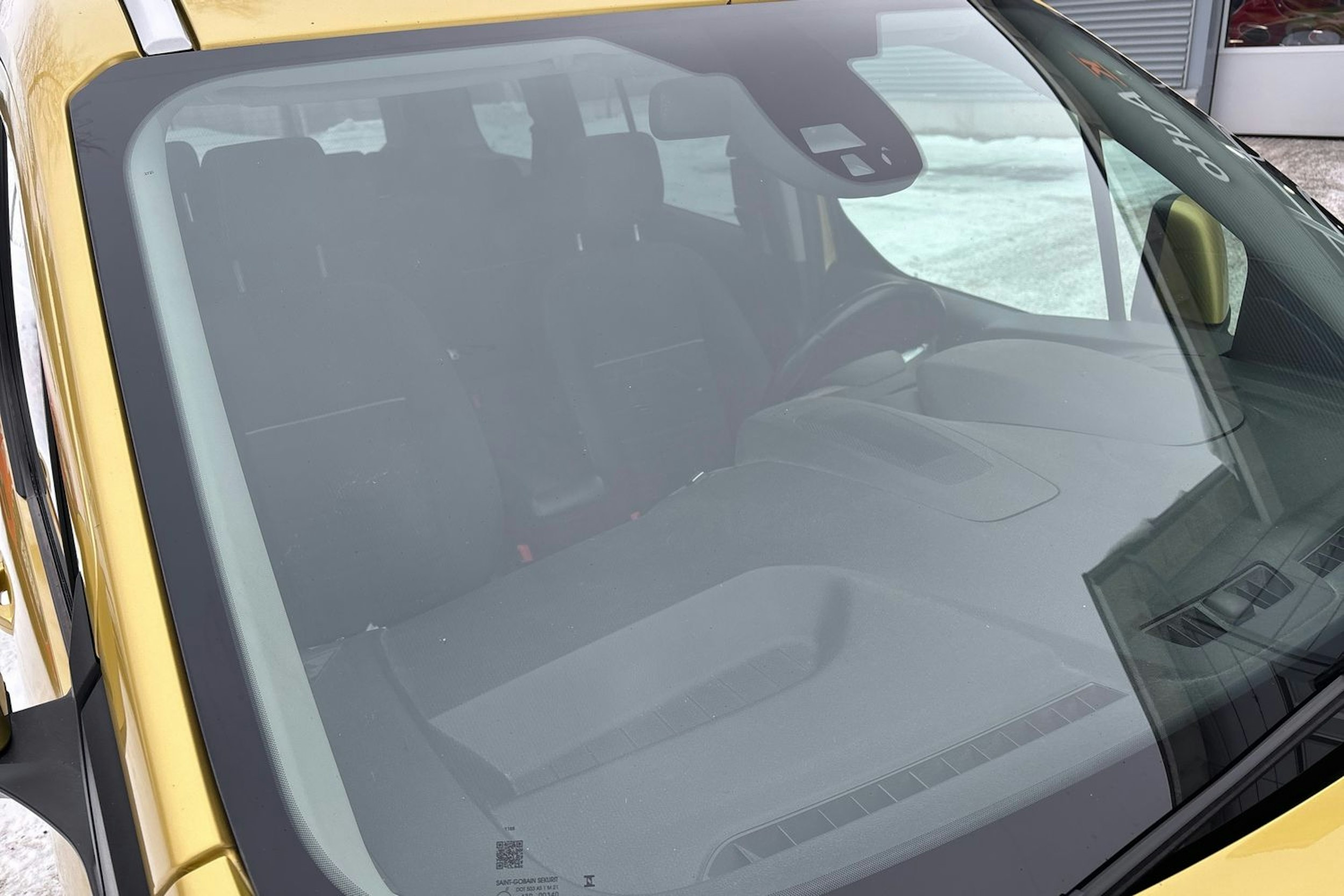 met. keltainen Ford Grand Tourneo Connect 2014 kuva 27.