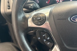 musta Ford Grand Tourneo Connect 2017 kuva 22.