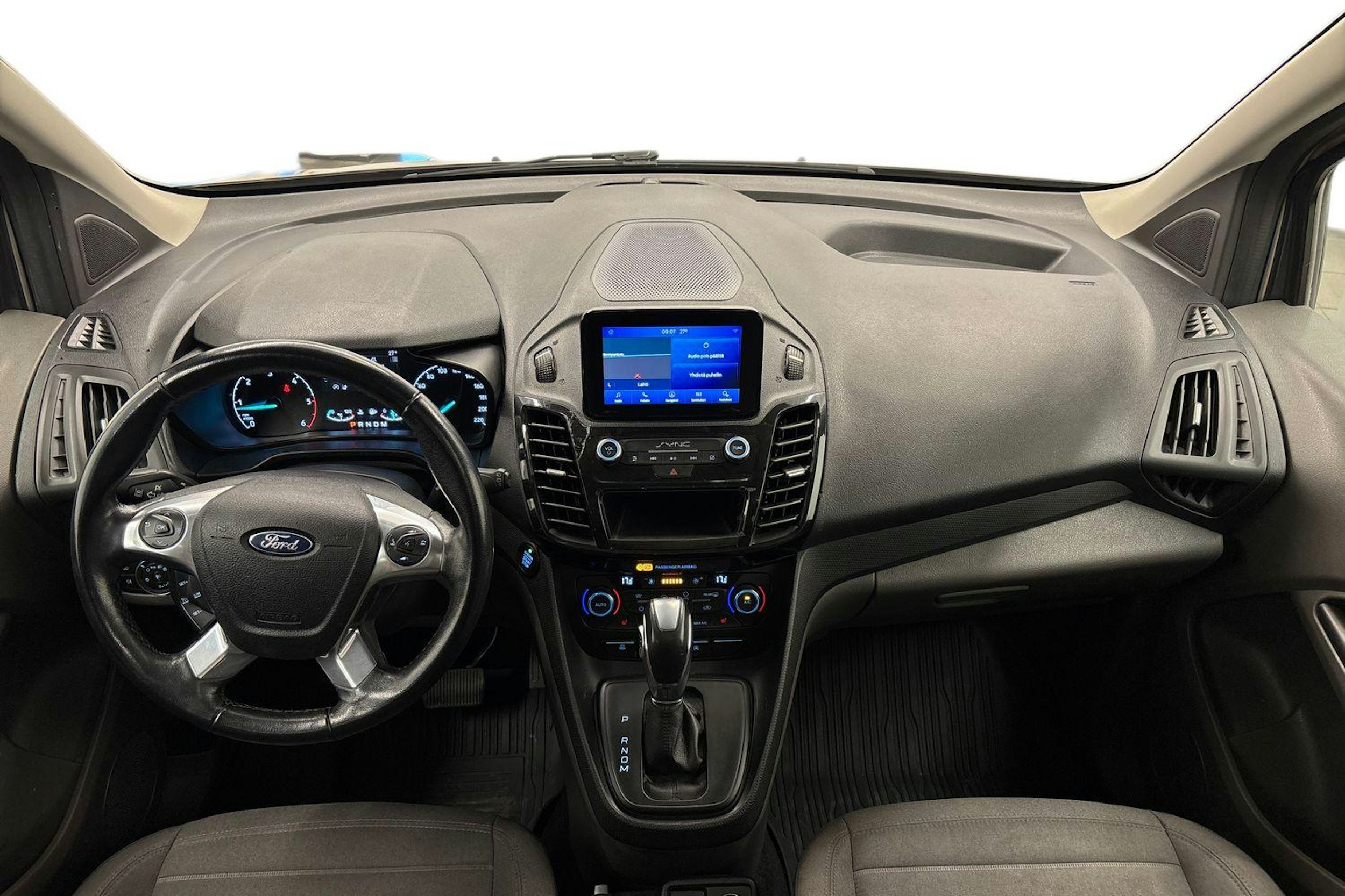 harmaa Ford Grand Tourneo Connect 2018 kuva 9.