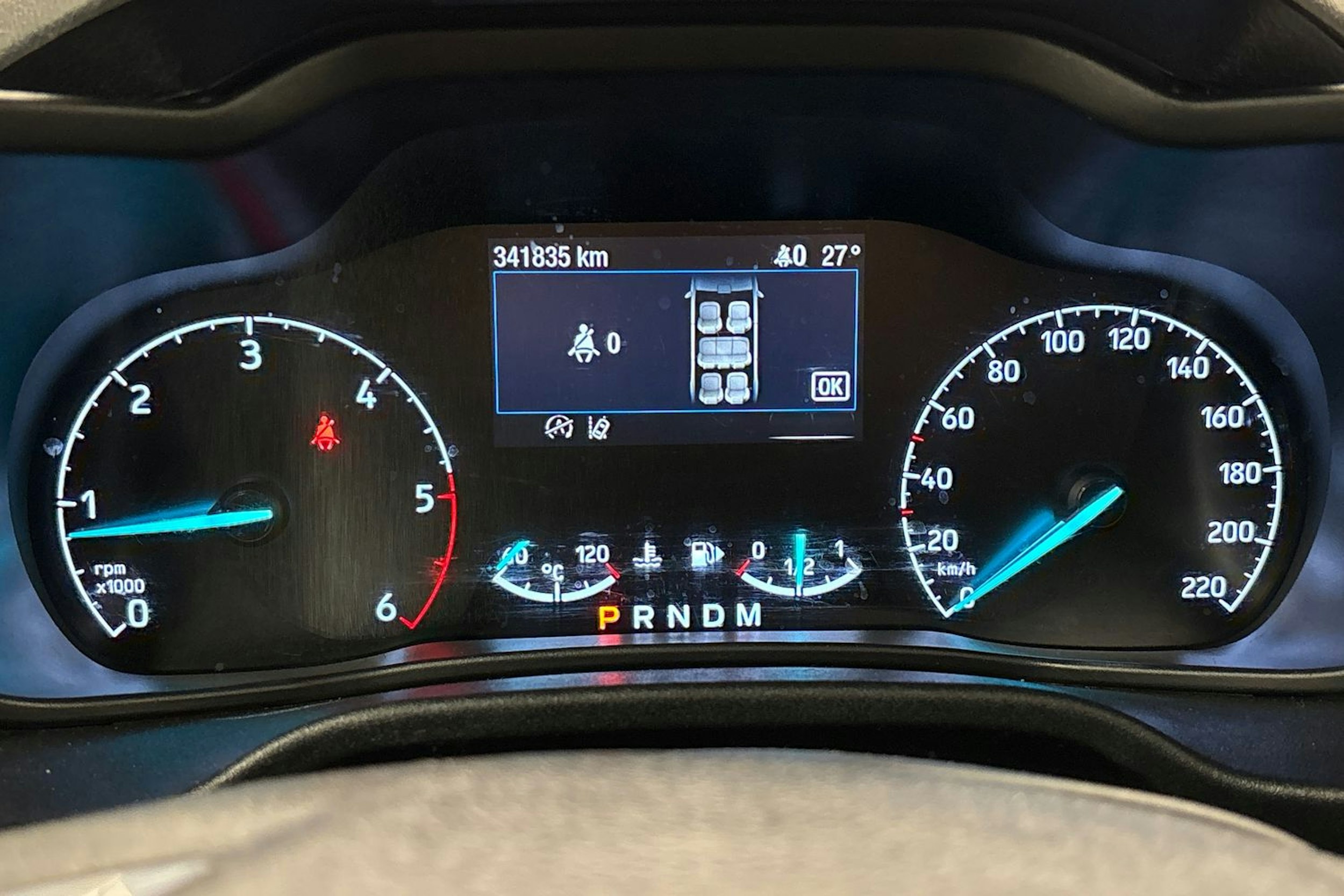harmaa Ford Grand Tourneo Connect 2018 kuva 19.