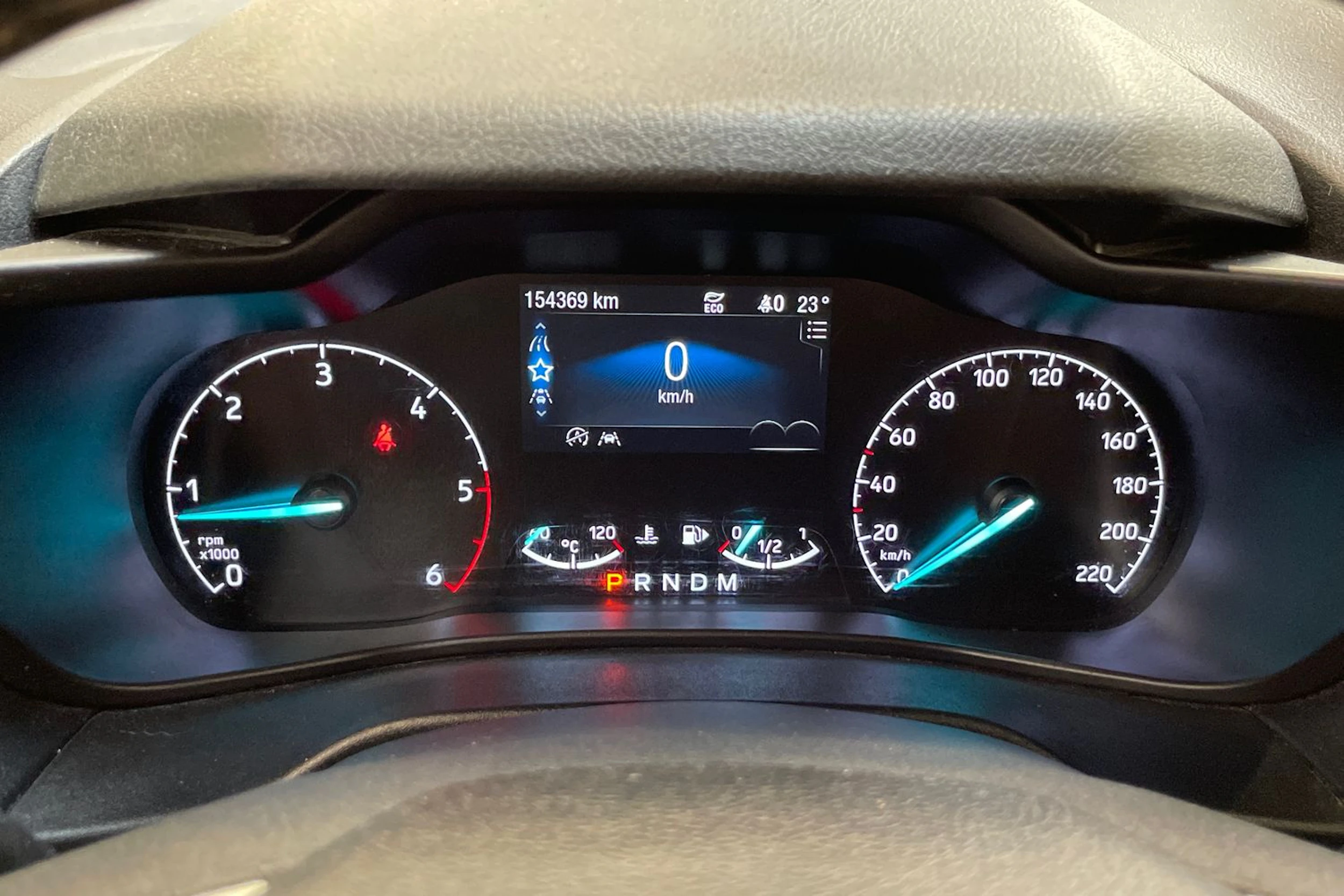 musta Ford Grand Tourneo Connect 2019 kuva 21.