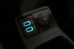 punainen Ford Grand Tourneo Connect 2021 kuva 28.