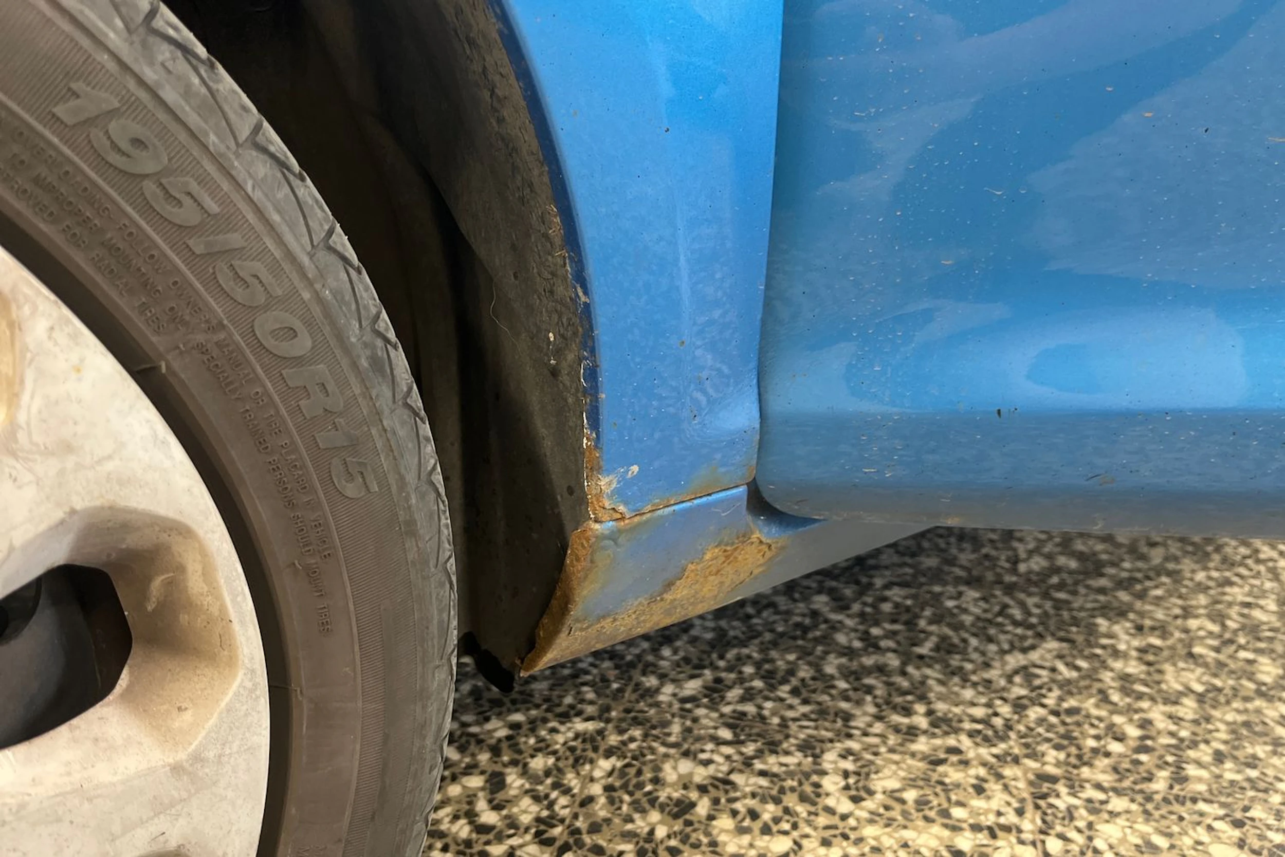 Sininen Ford KA 2009 kuva 18.