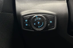 musta Ford KA+ 2017 kuva 12.
