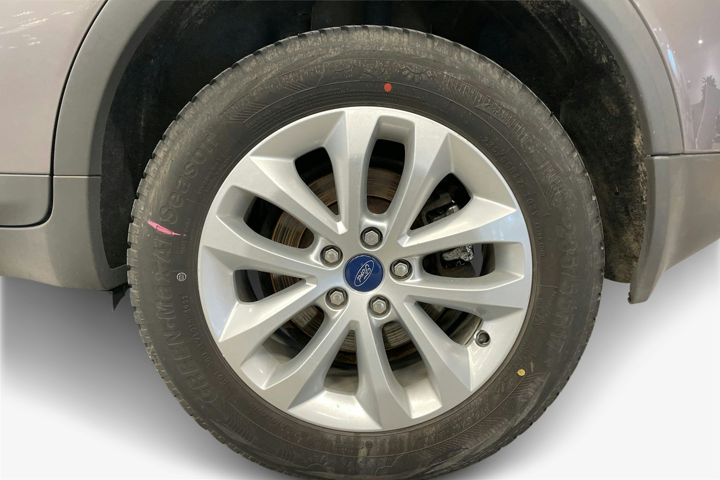 Sininen Ford Kuga 2011 kuva 11.