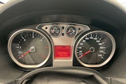 Sininen Ford Kuga 2011 kuva 14.