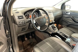 musta Ford Kuga 2013 kuva 7.