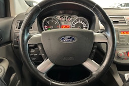 musta Ford Kuga 2013 kuva 15.