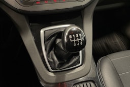 musta Ford Kuga 2013 kuva 22.