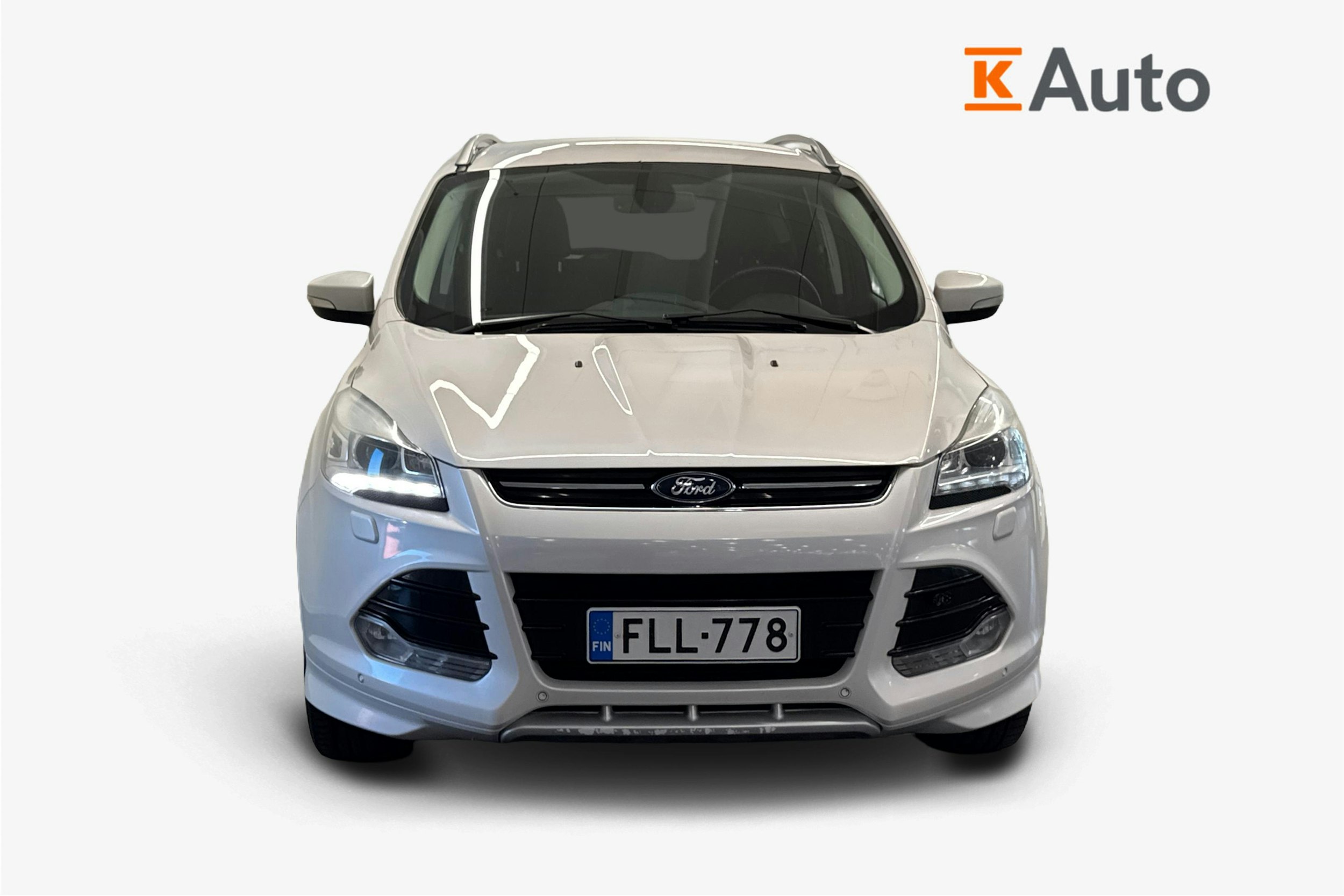 valkoinen Ford Kuga 2014 kuva 5.