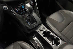 valkoinen Ford Kuga 2014 kuva 22.