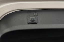 valkoinen Ford Kuga 2014 kuva 31.
